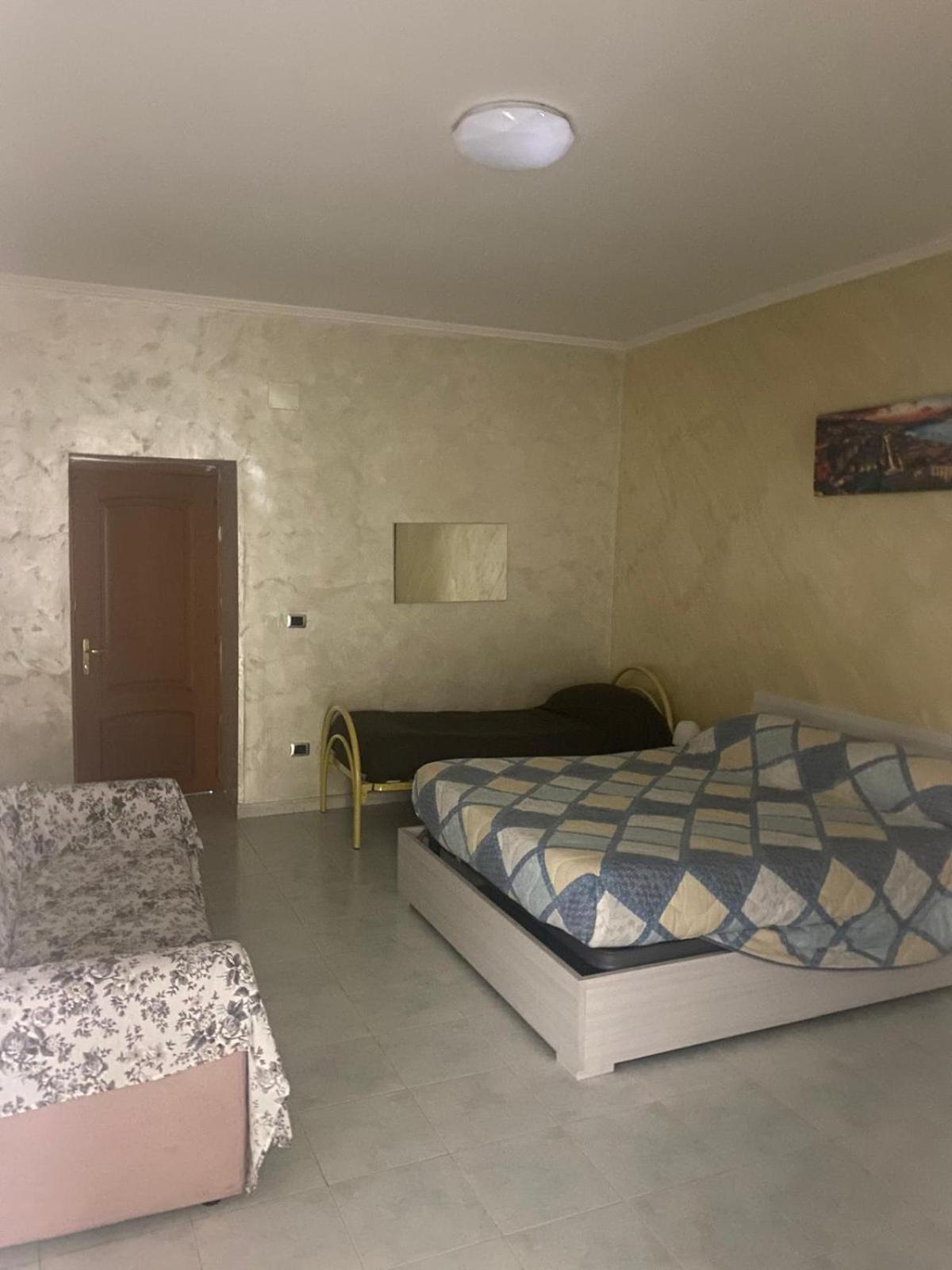 La Casa Di Vera 那不勒斯 外观 照片